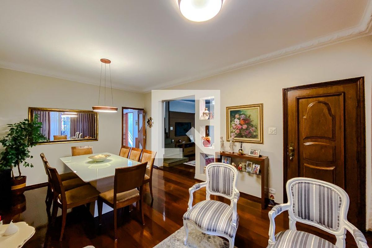 Casa, 3 quartos, 332 m² - Foto 2