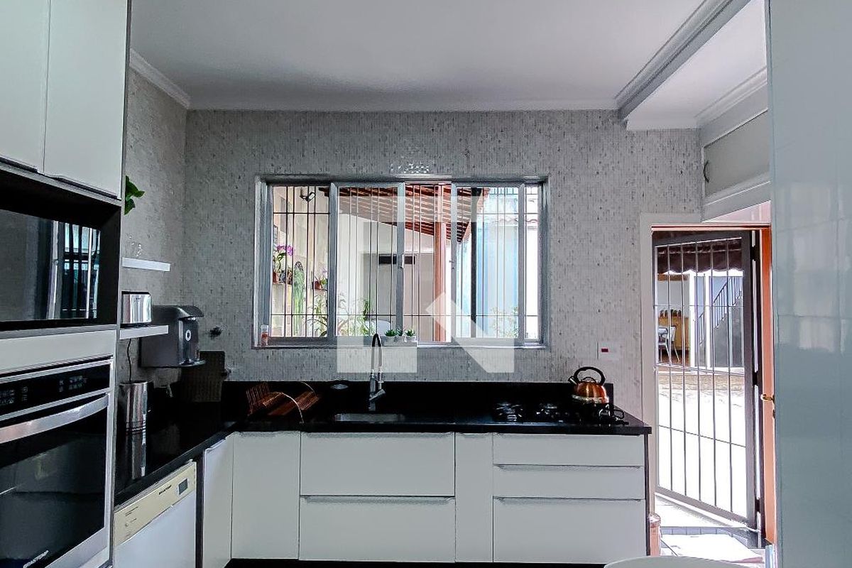 Casa, 3 quartos, 332 m² - Foto 54