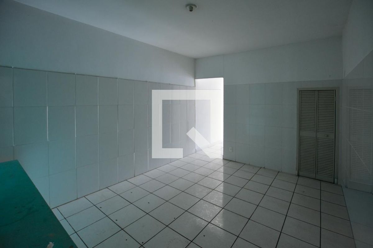 Casa, 4 quartos, 180 m² - Foto 9