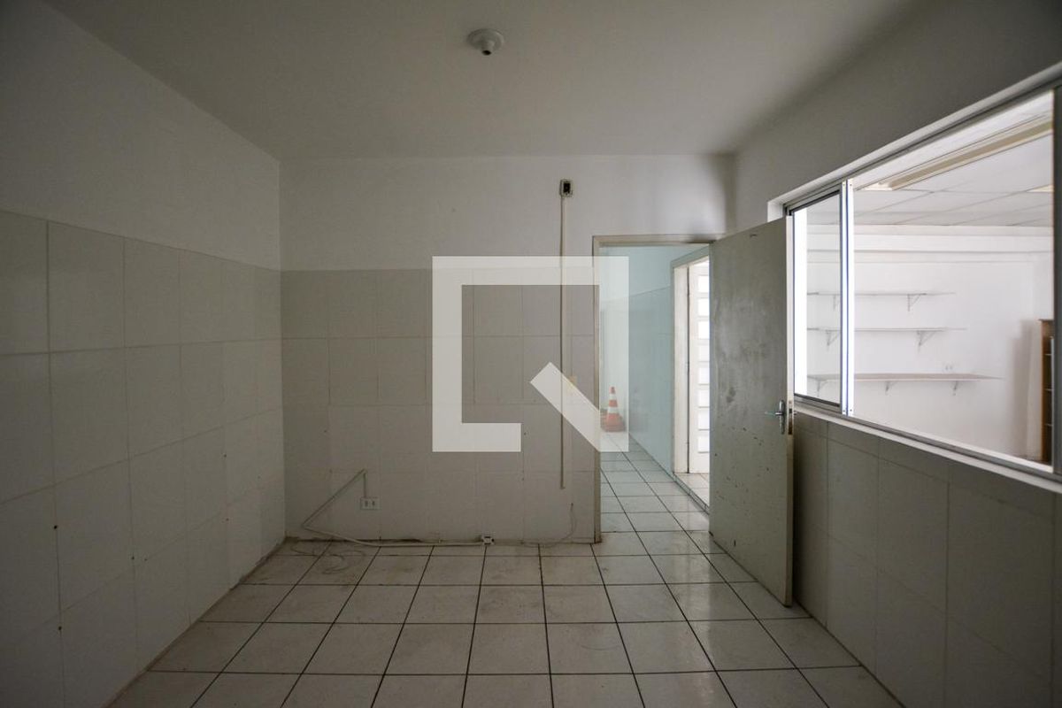 Casa, 4 quartos, 180 m² - Foto 15