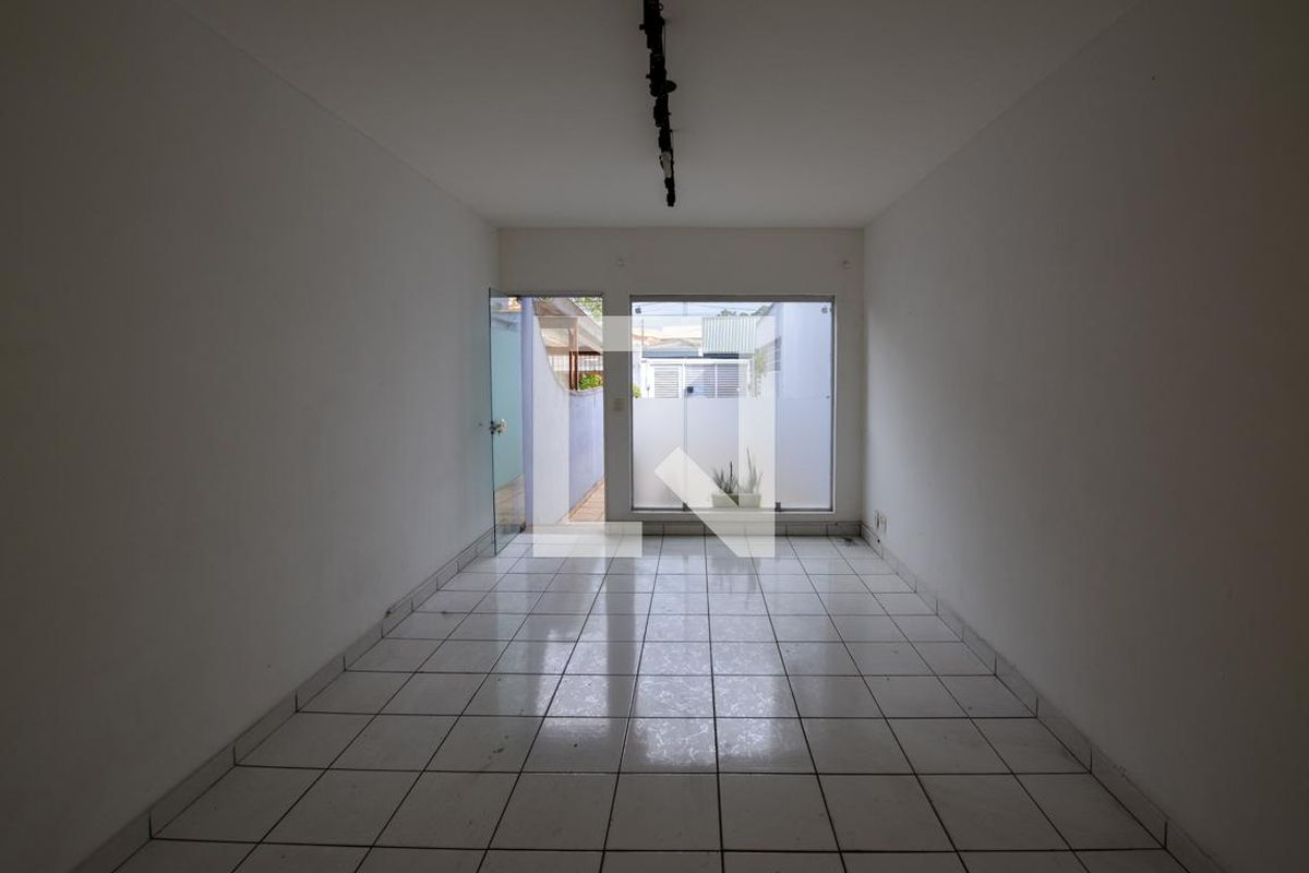 Casa, 4 quartos, 180 m² - Foto 2