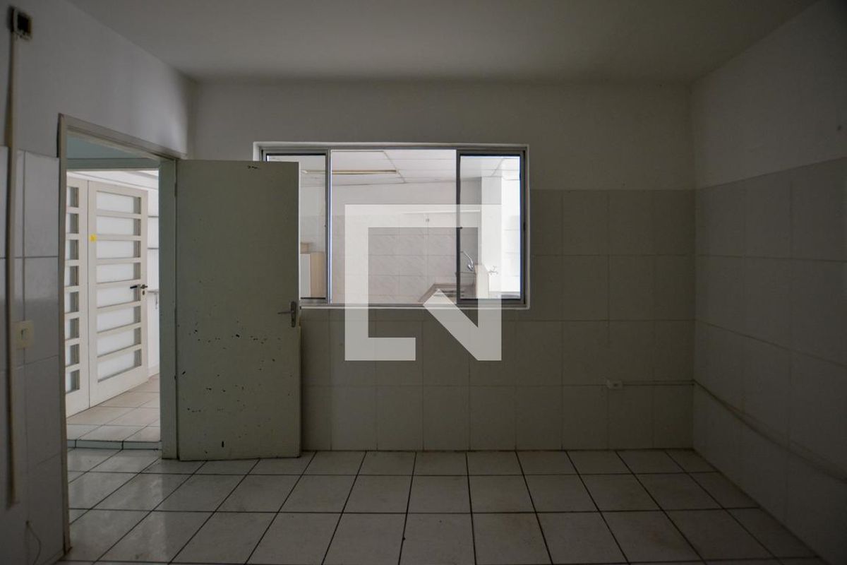 Casa, 4 quartos, 180 m² - Foto 14