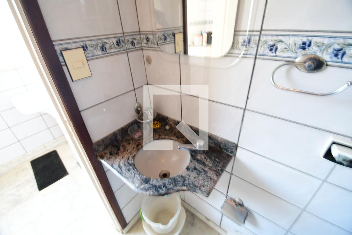 Apartamento à Venda - Cambuí, 2 Quartos,  132 m2 em , Campinas - sp | SoloBR