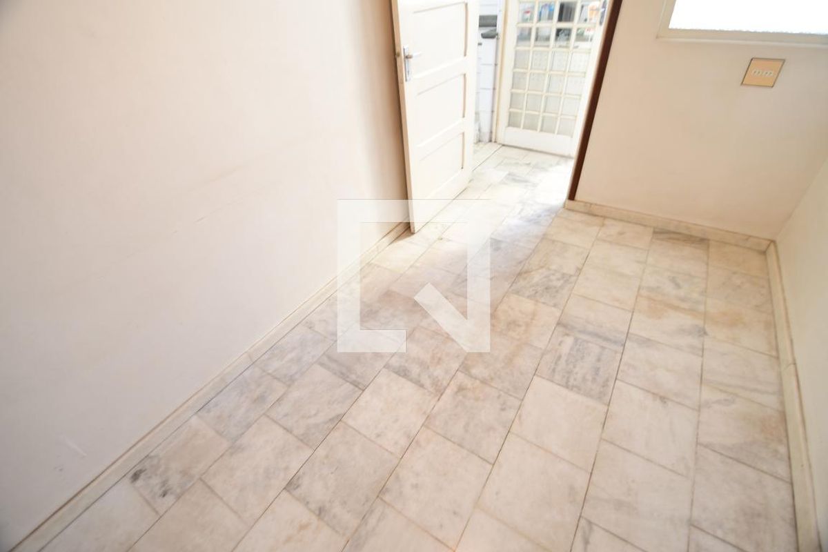 Apartamento à Venda - Cambuí, 2 Quartos,  132 m2 em , Campinas - sp | SoloBR