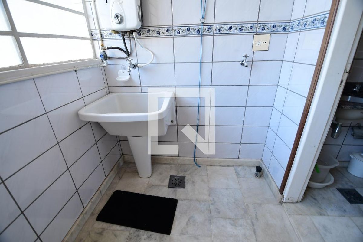 Apartamento à Venda - Cambuí, 2 Quartos,  132 m2 em , Campinas - sp | SoloBR