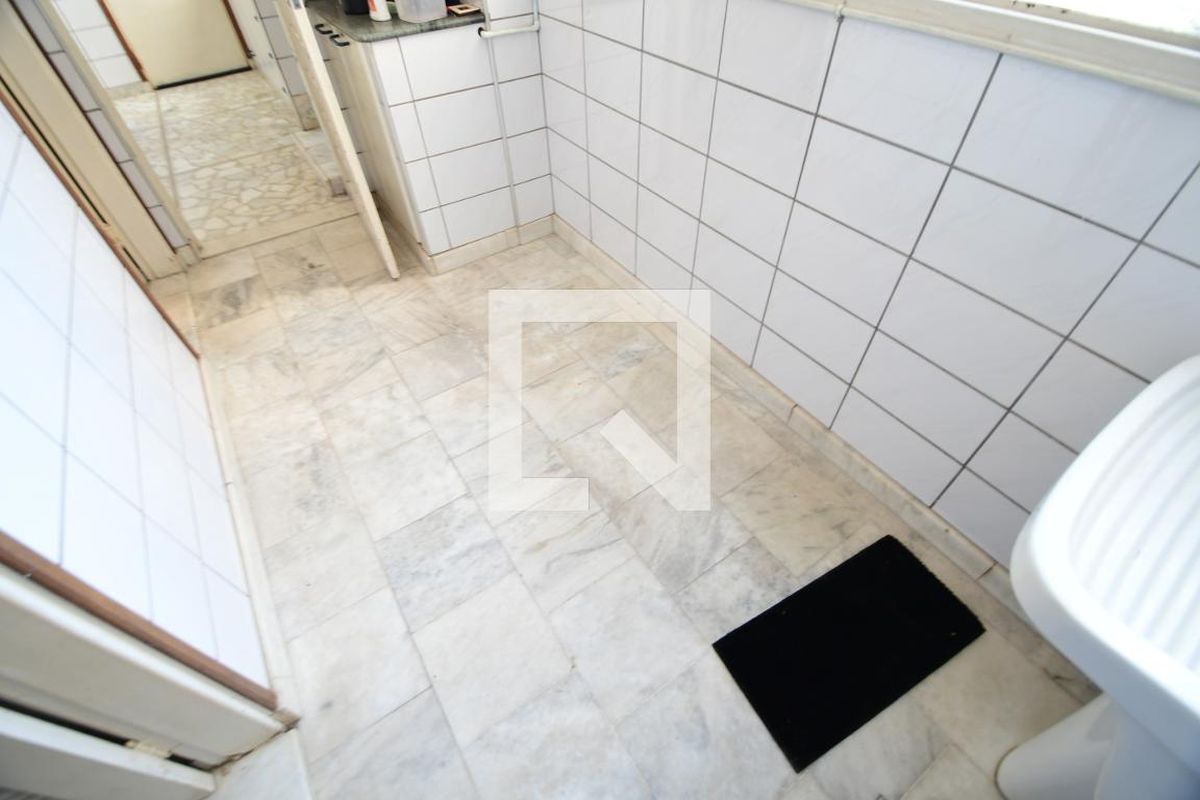 Apartamento à Venda - Cambuí, 2 Quartos,  132 m2 em , Campinas - sp | SoloBR