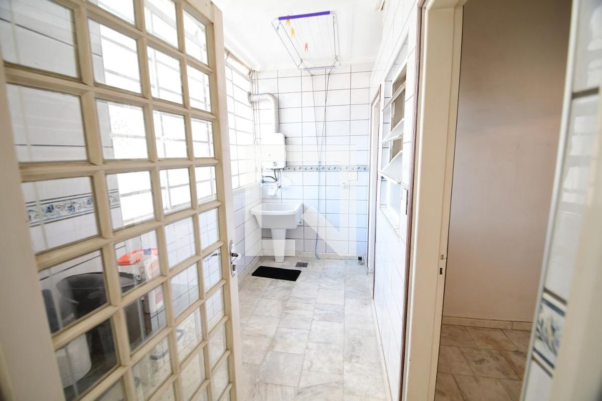 Apartamento à Venda - Cambuí, 2 Quartos,  132 m2 em , Campinas - sp | SoloBR