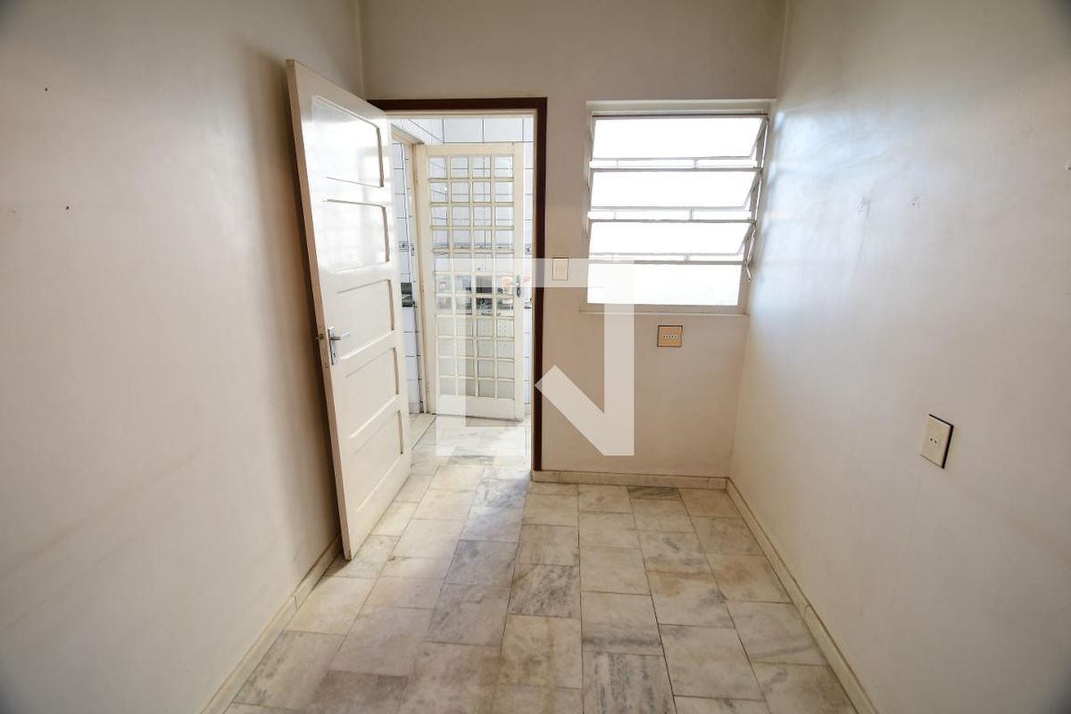 Apartamento à Venda - Cambuí, 2 Quartos,  132 m2 em , Campinas - sp | SoloBR