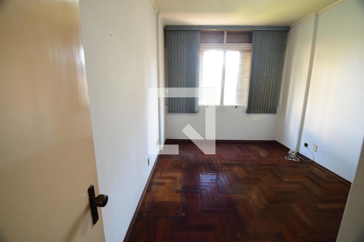 Apartamento à Venda - Cambuí, 2 Quartos,  132 m2 em , Campinas - sp | SoloBR