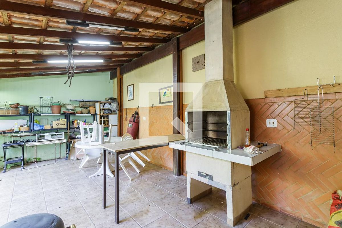 Casa, 3 quartos, 220 m² - Foto 60