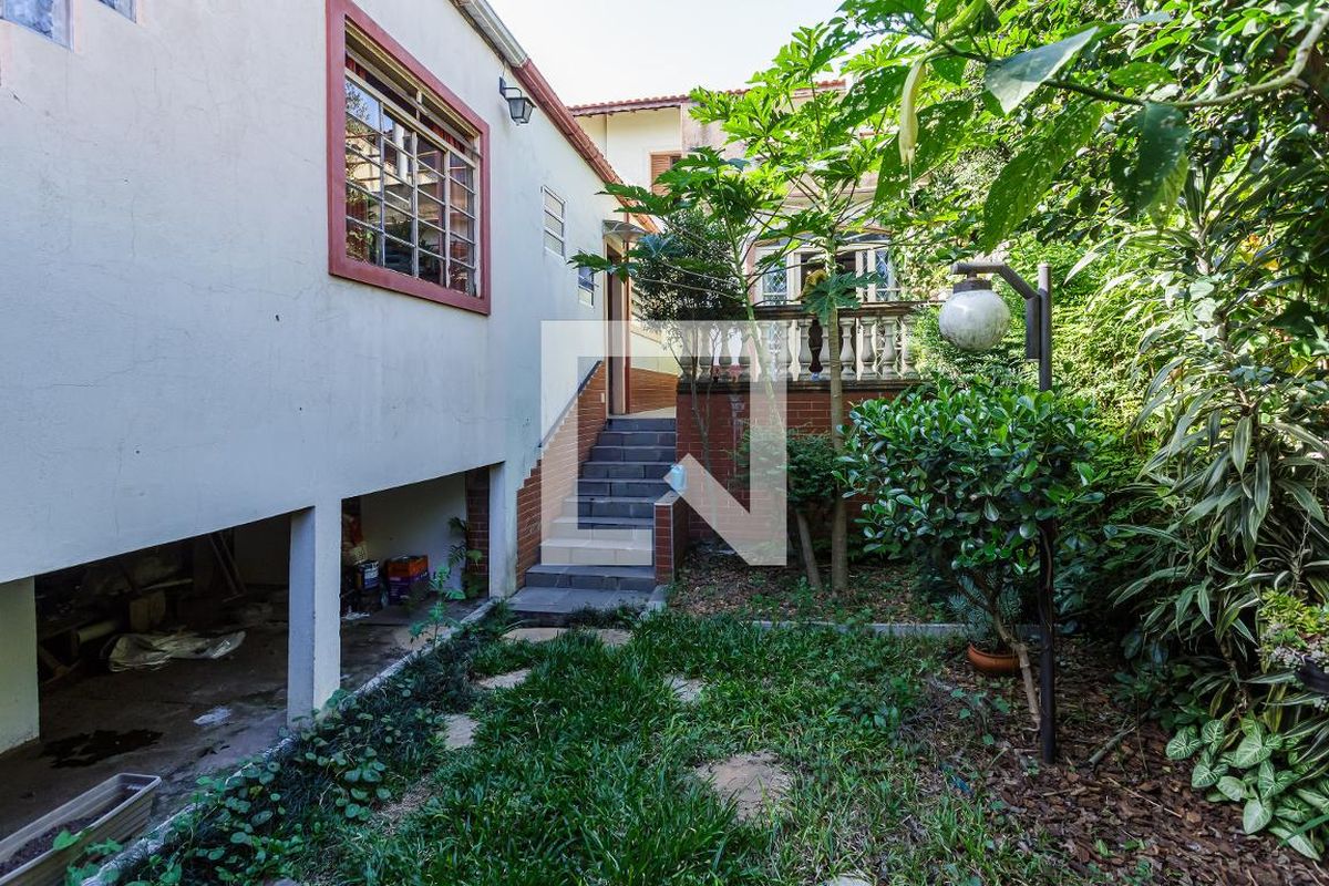 Casa, 3 quartos, 220 m² - Foto 51