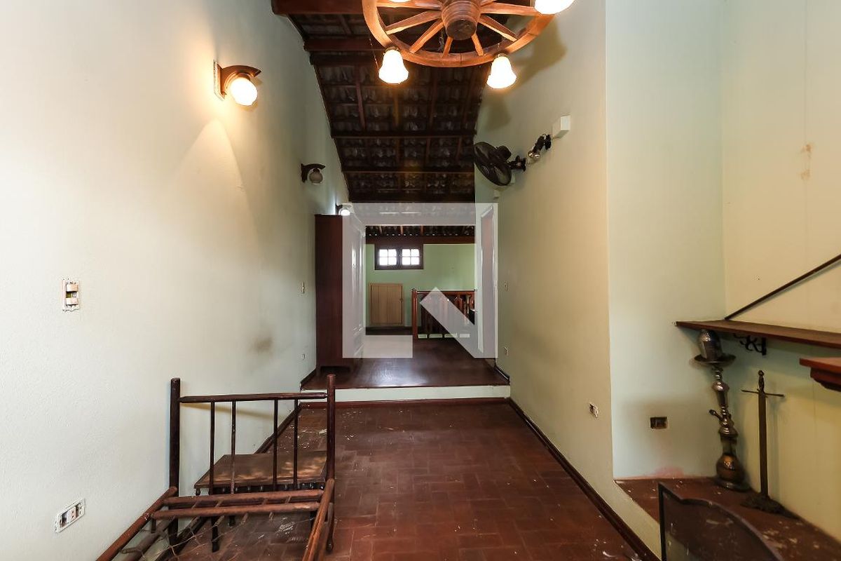 Casa, 3 quartos, 249 m² - Foto 54