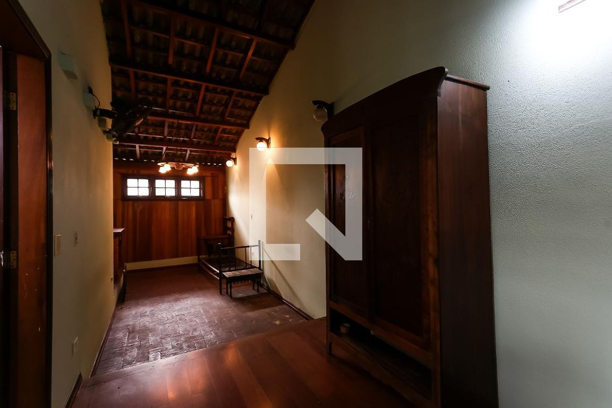 Casa, 3 quartos, 249 m² - Foto 48
