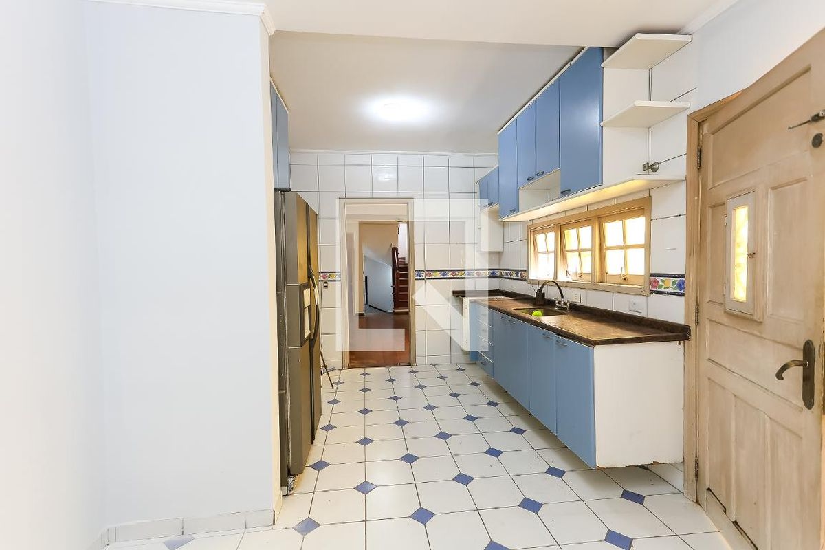 Casa, 3 quartos, 249 m² - Foto 76