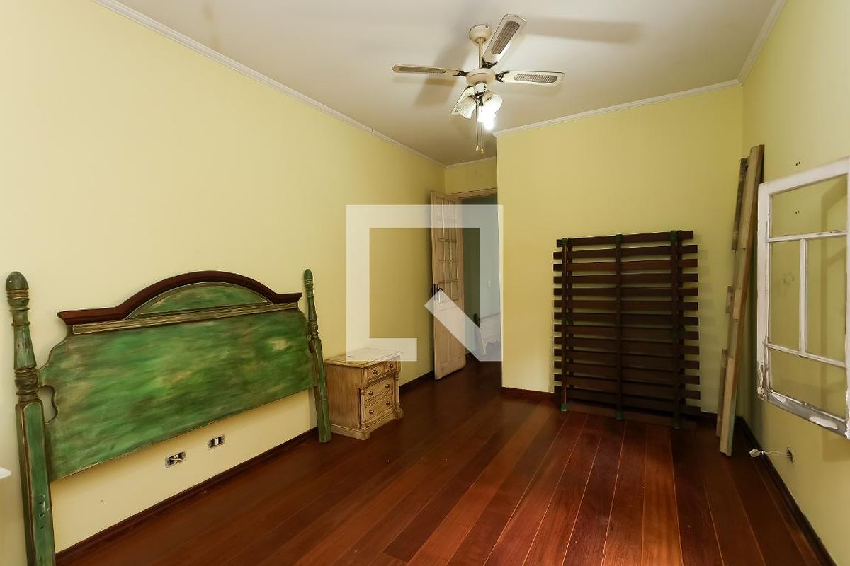 Casa, 3 quartos, 249 m² - Foto 30