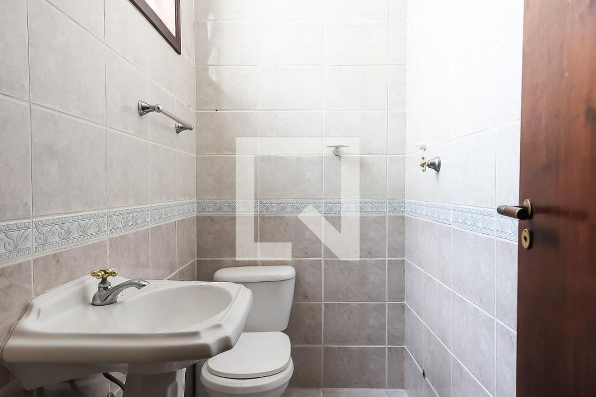 Casa, 3 quartos, 249 m² - Foto 55