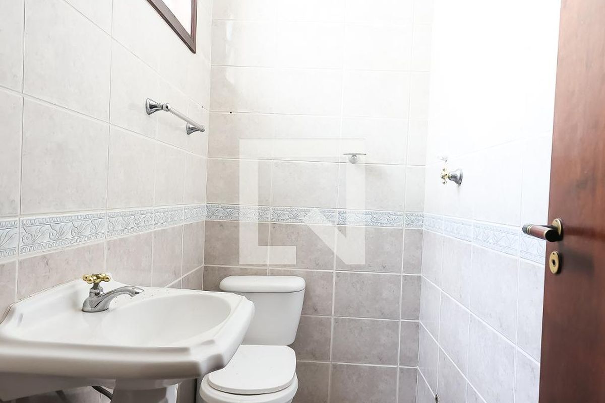 Casa, 3 quartos, 249 m² - Foto 58