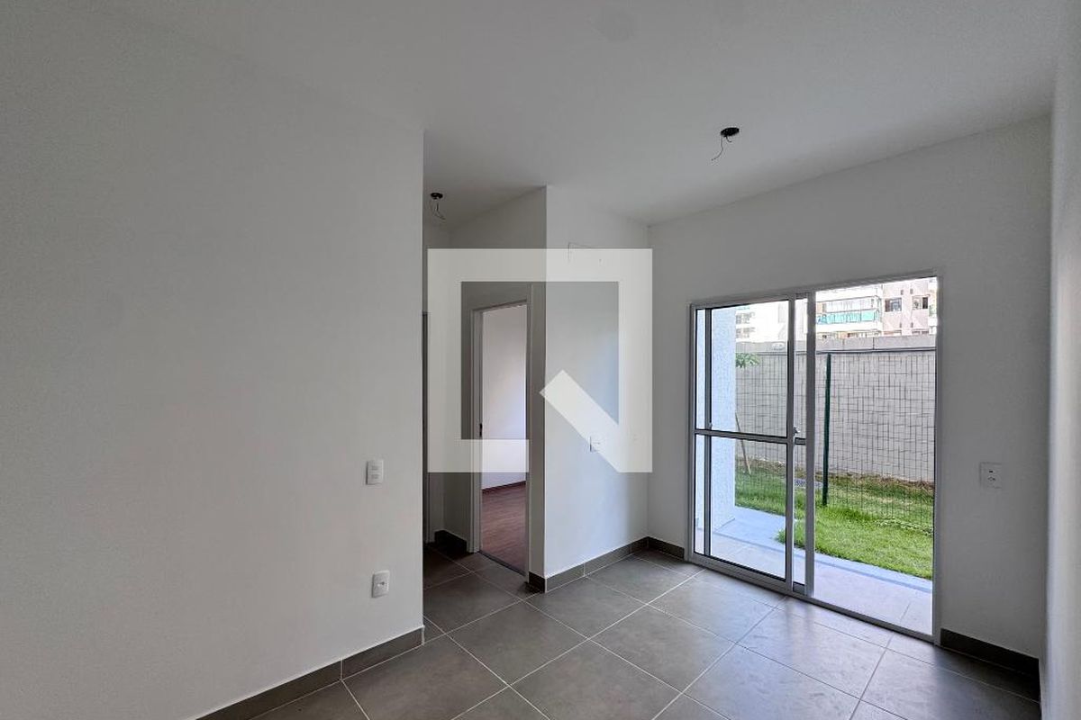 Apartamento, 2 quartos, 66 m² - Foto 2