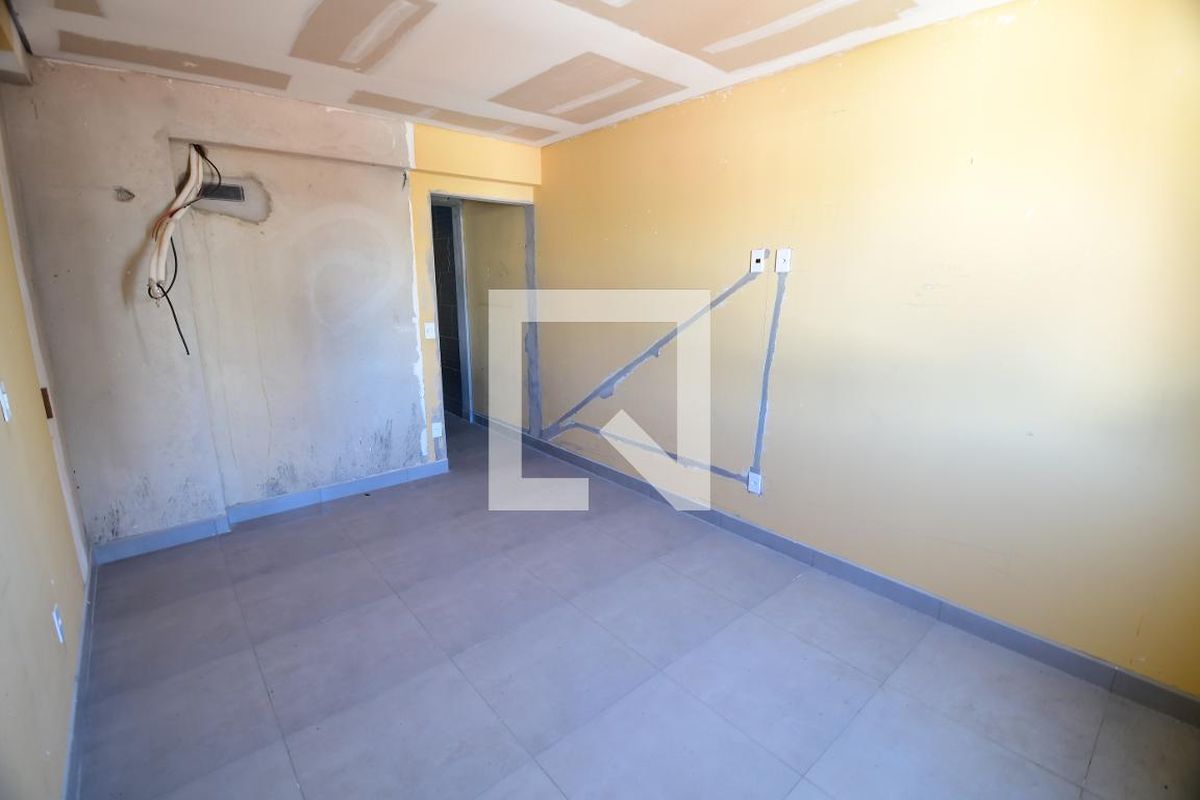 Apartamento à Venda - Bosque, 1 Quarto,  62 m2 em , Campinas - sp | SoloBR