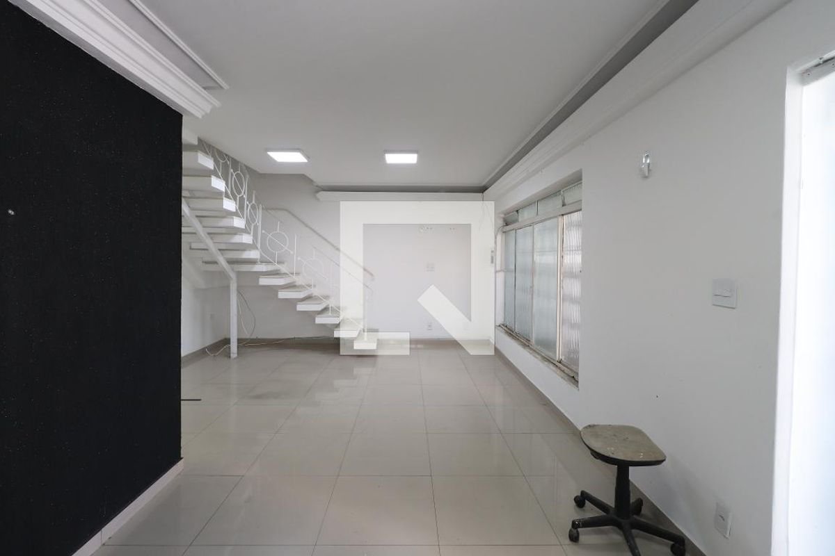 Casa, 6 quartos, 221 m² - Foto 7