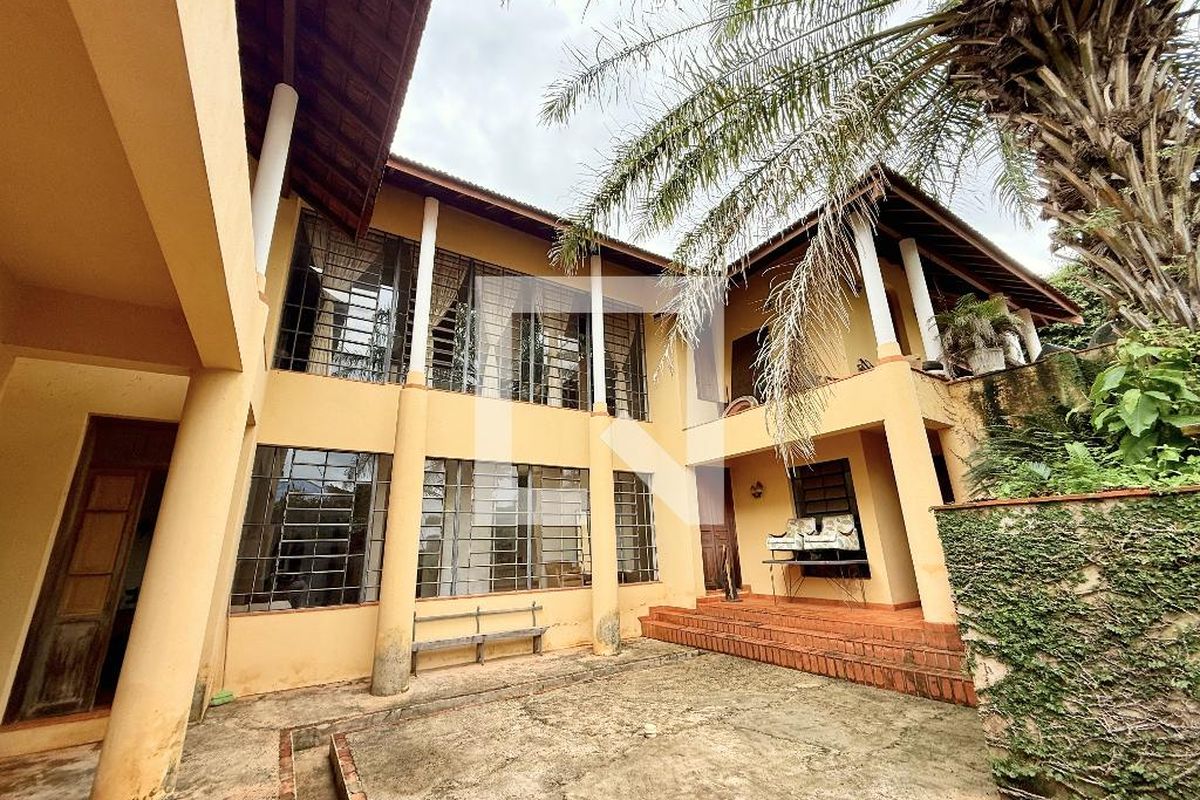 Casa à Venda - Mansões Santo Antônio, 3 Quartos,  550 m2 em , Campinas - sp | SoloBR