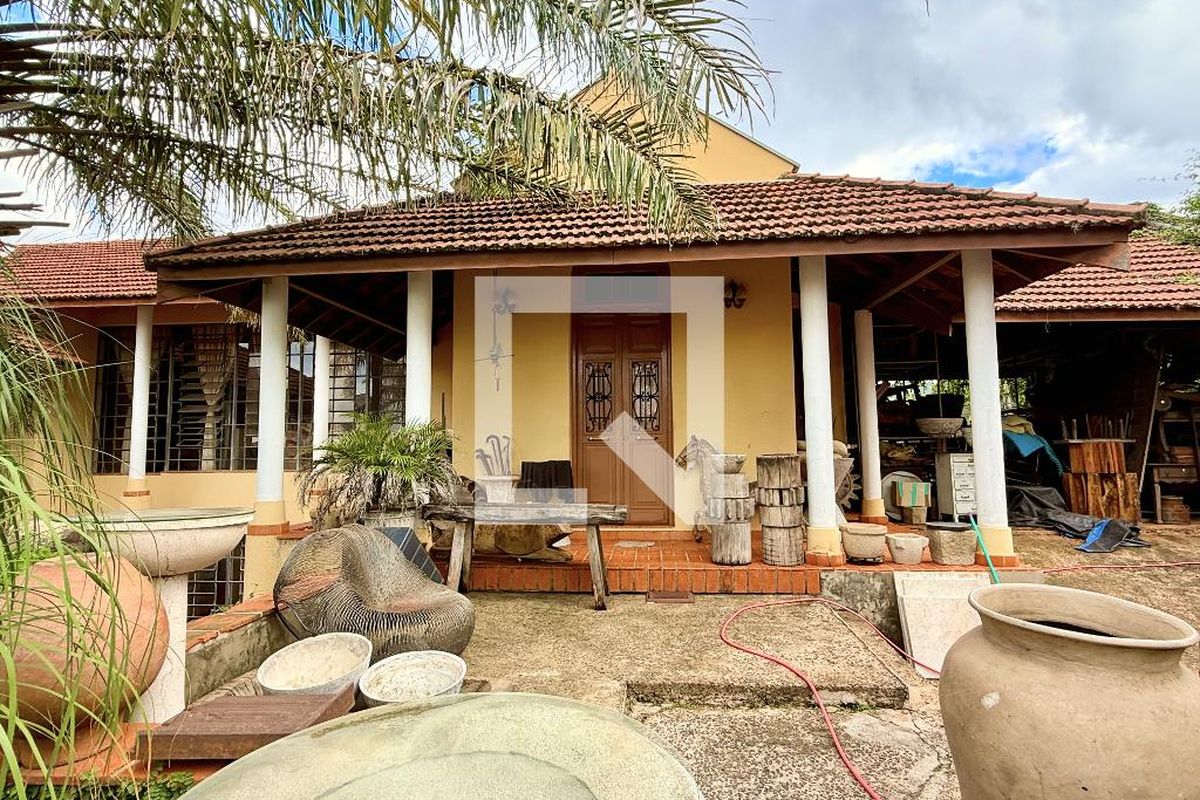 Casa à Venda - Mansões Santo Antônio, 3 Quartos,  550 m2 em , Campinas - sp | SoloBR