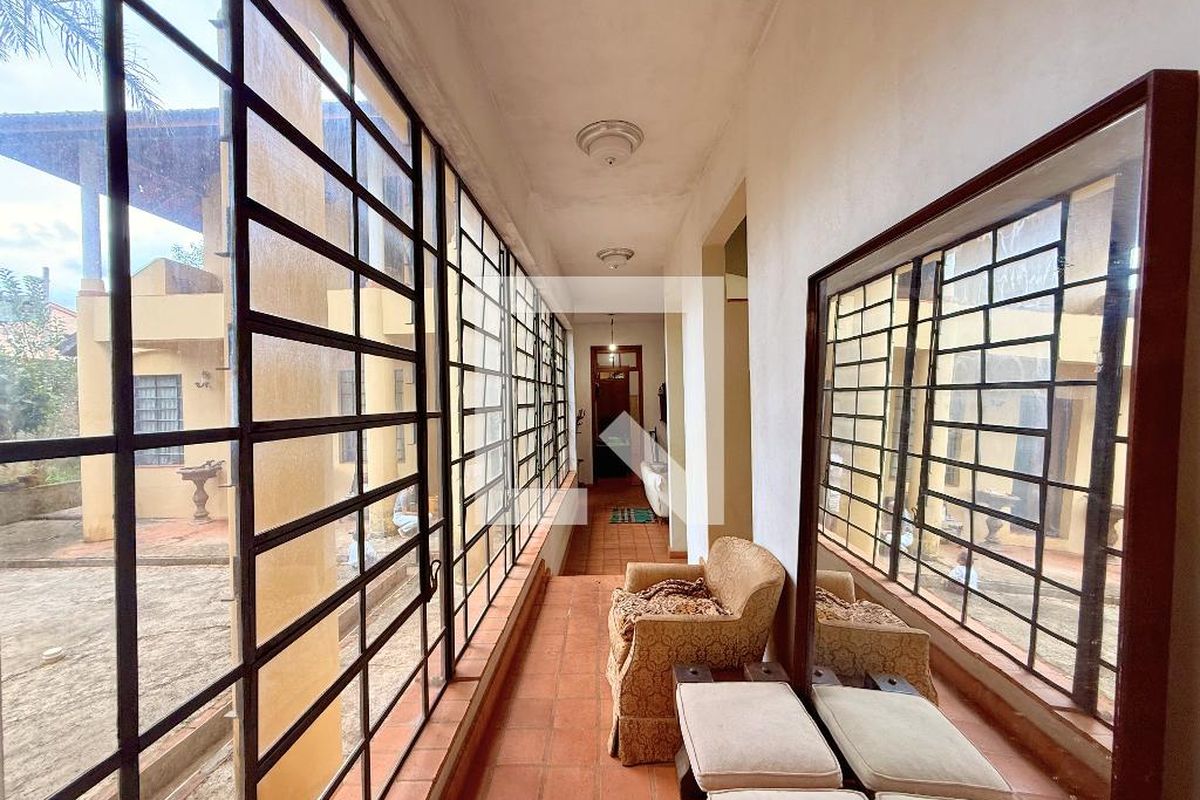 Casa à Venda - Mansões Santo Antônio, 3 Quartos,  550 m2 em , Campinas - sp | SoloBR