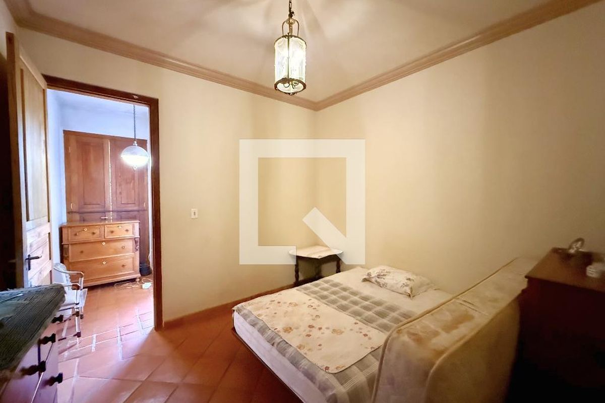 Casa à Venda - Mansões Santo Antônio, 3 Quartos,  550 m2 em , Campinas - sp | SoloBR