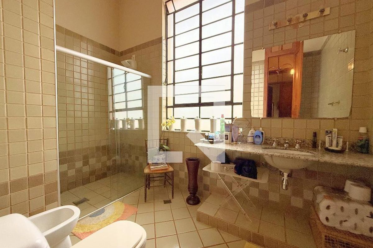 Casa à Venda - Mansões Santo Antônio, 3 Quartos,  550 m2 em , Campinas - sp | SoloBR
