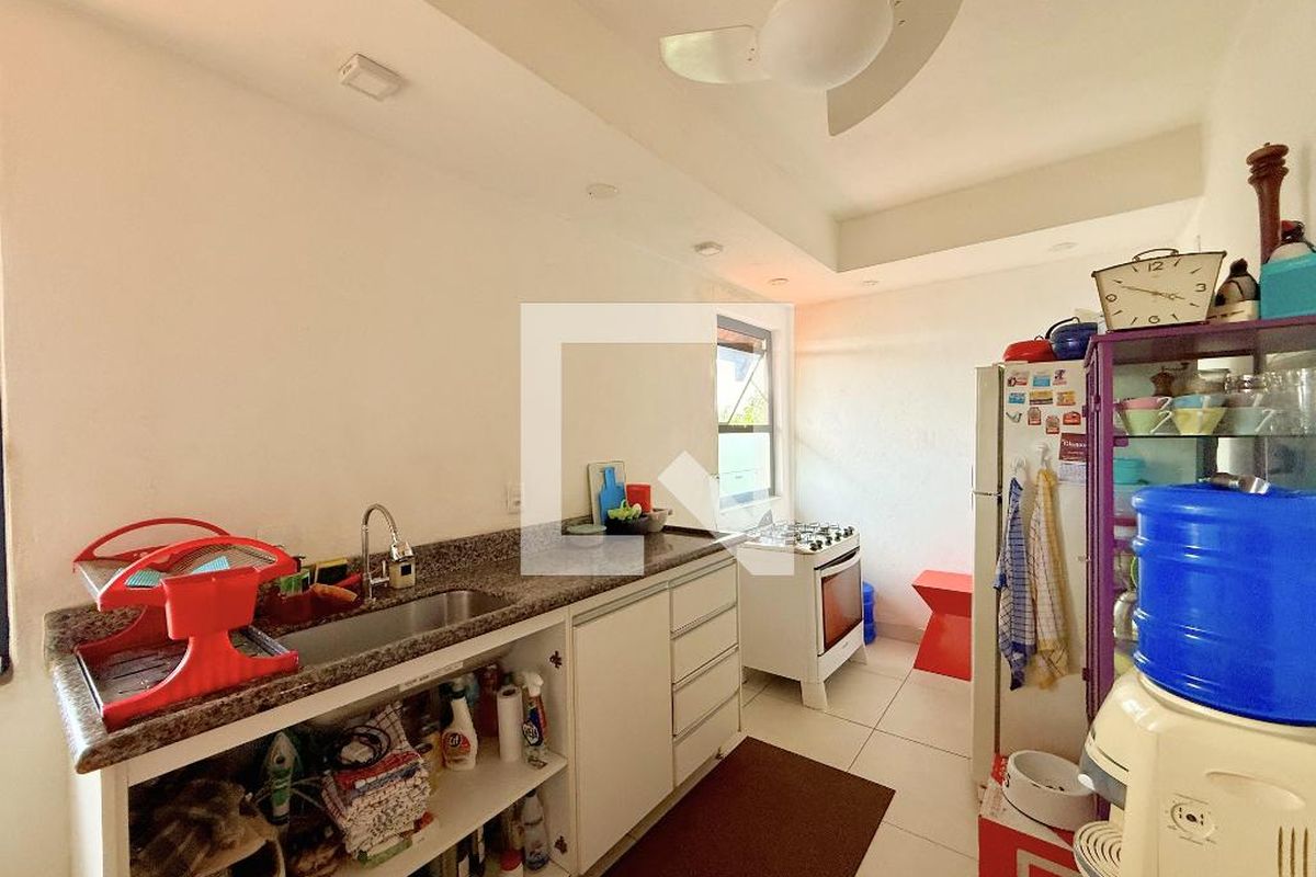 Casa à Venda - Mansões Santo Antônio, 3 Quartos,  550 m2 em , Campinas - sp | SoloBR