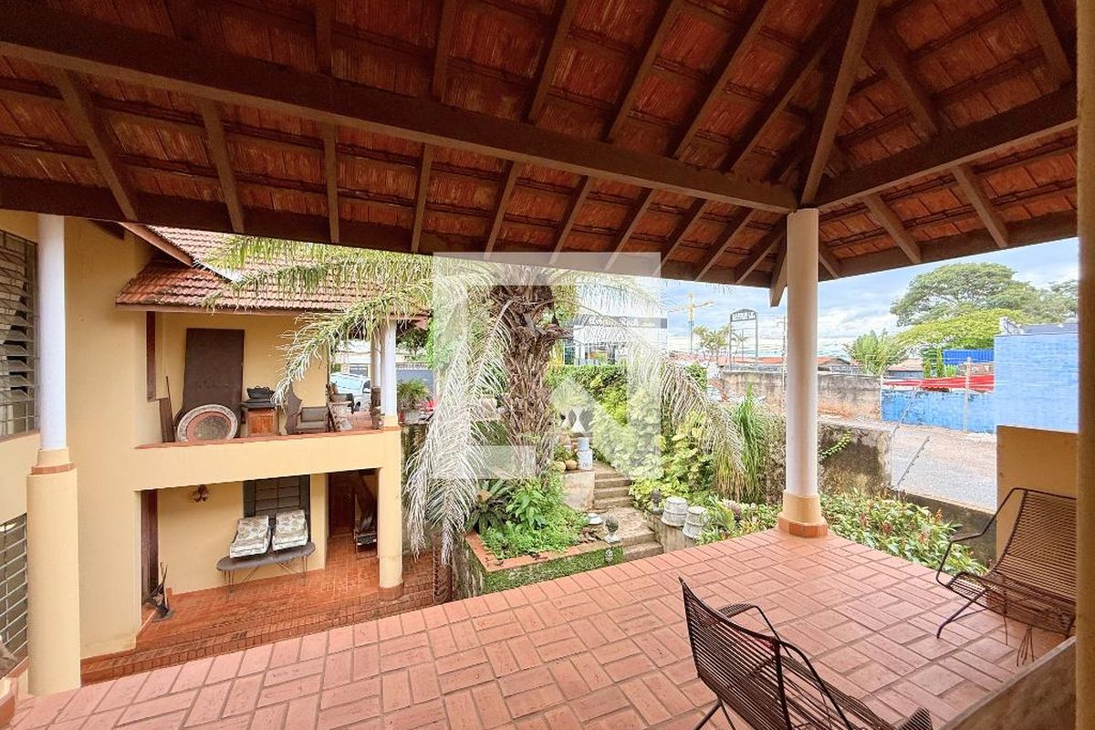 Casa à Venda - Mansões Santo Antônio, 3 Quartos,  550 m2 em , Campinas - sp | SoloBR