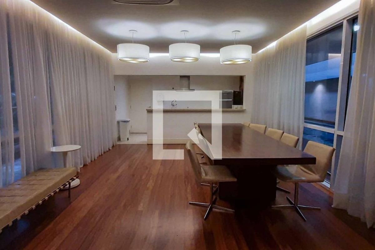 Apartamento, 3 quartos, 187 m² - Foto 219