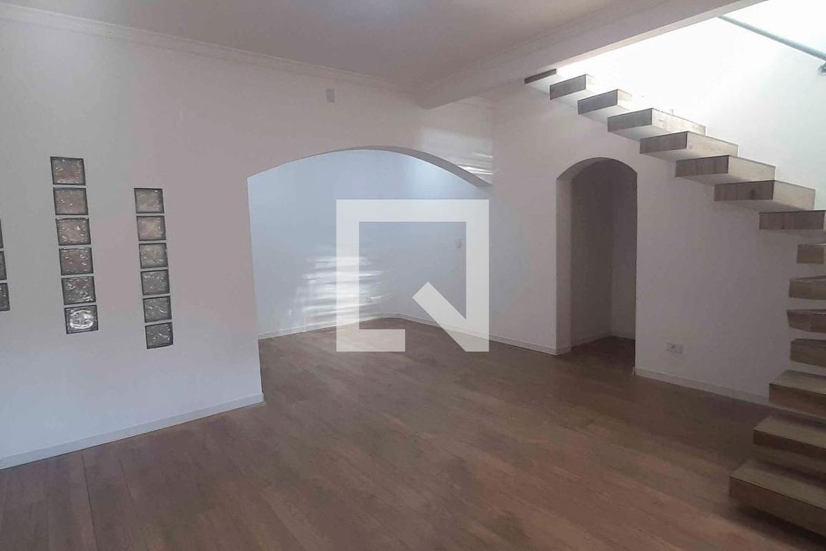 Casa, 4 quartos, 198 m² - Foto 2