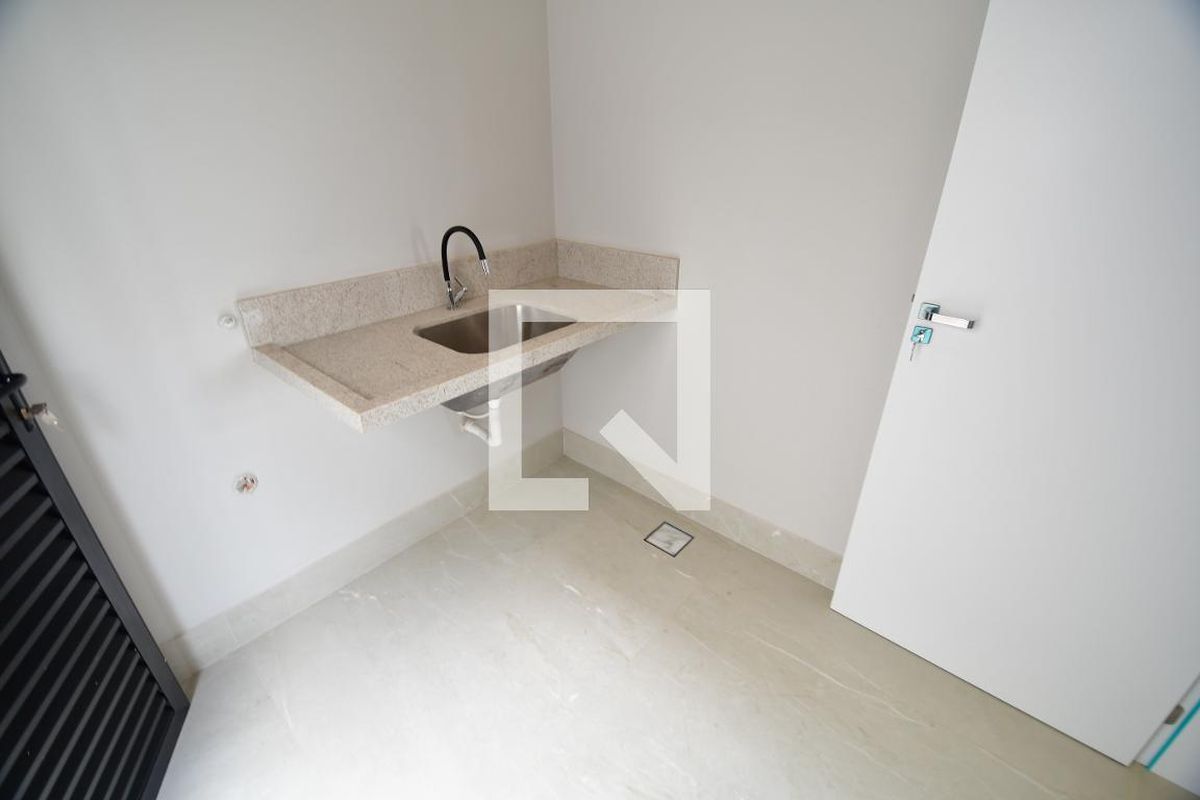 Casa à Venda - Lot. Alphaville Campinas, 3 Quartos,  423 m2 em , Campinas - sp | SoloBR