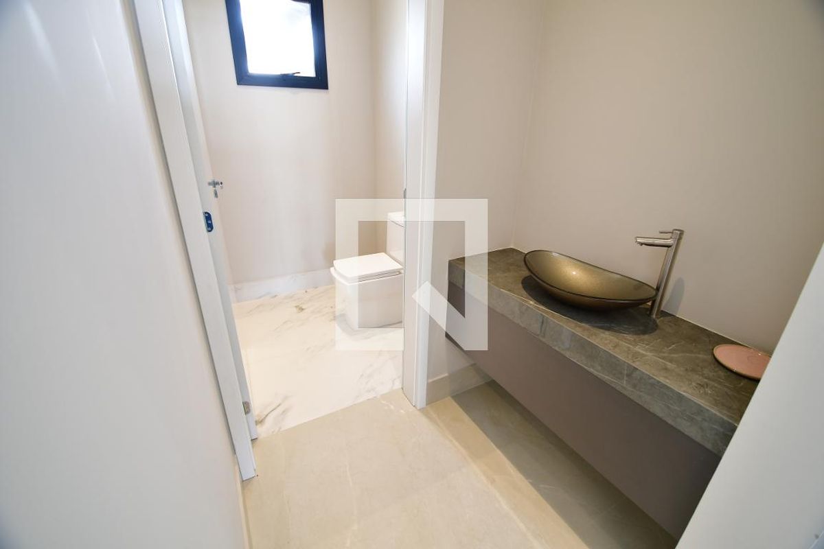 Casa à Venda - Lot. Alphaville Campinas, 3 Quartos,  423 m2 em , Campinas - sp | SoloBR