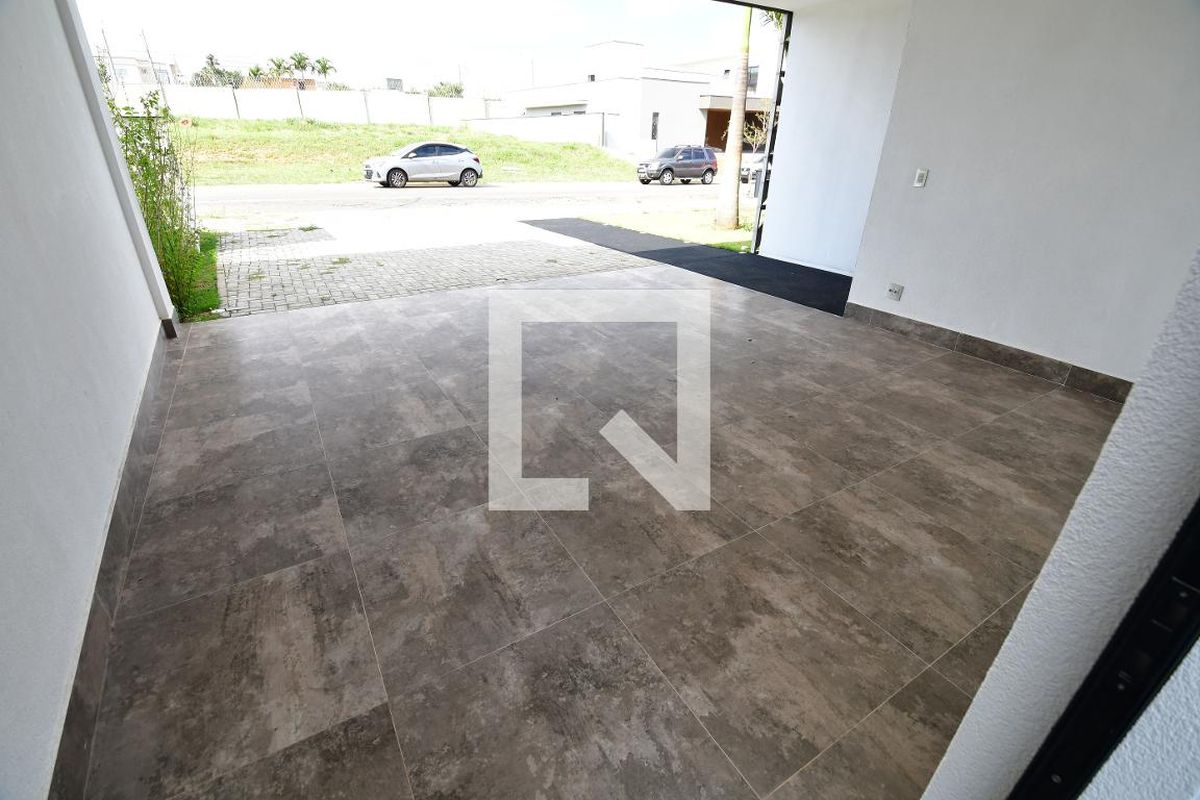 Casa à Venda - Lot. Alphaville Campinas, 3 Quartos,  423 m2 em , Campinas - sp | SoloBR