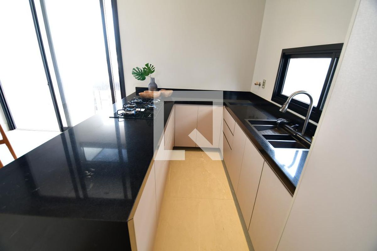 Casa à Venda - Lot. Alphaville Campinas, 3 Quartos,  423 m2 em , Campinas - sp | SoloBR