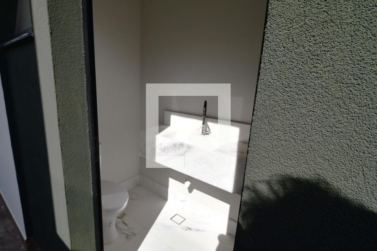 Casa à Venda - Lot. Alphaville Campinas, 3 Quartos,  423 m2 em , Campinas - sp | SoloBR