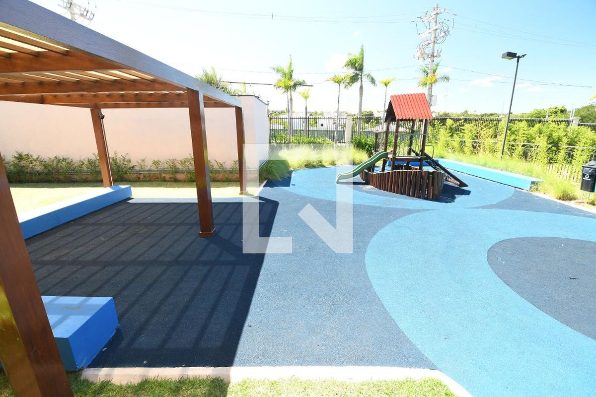 Casa à Venda - Lot. Alphaville Campinas, 3 Quartos,  423 m2 em , Campinas - sp | SoloBR