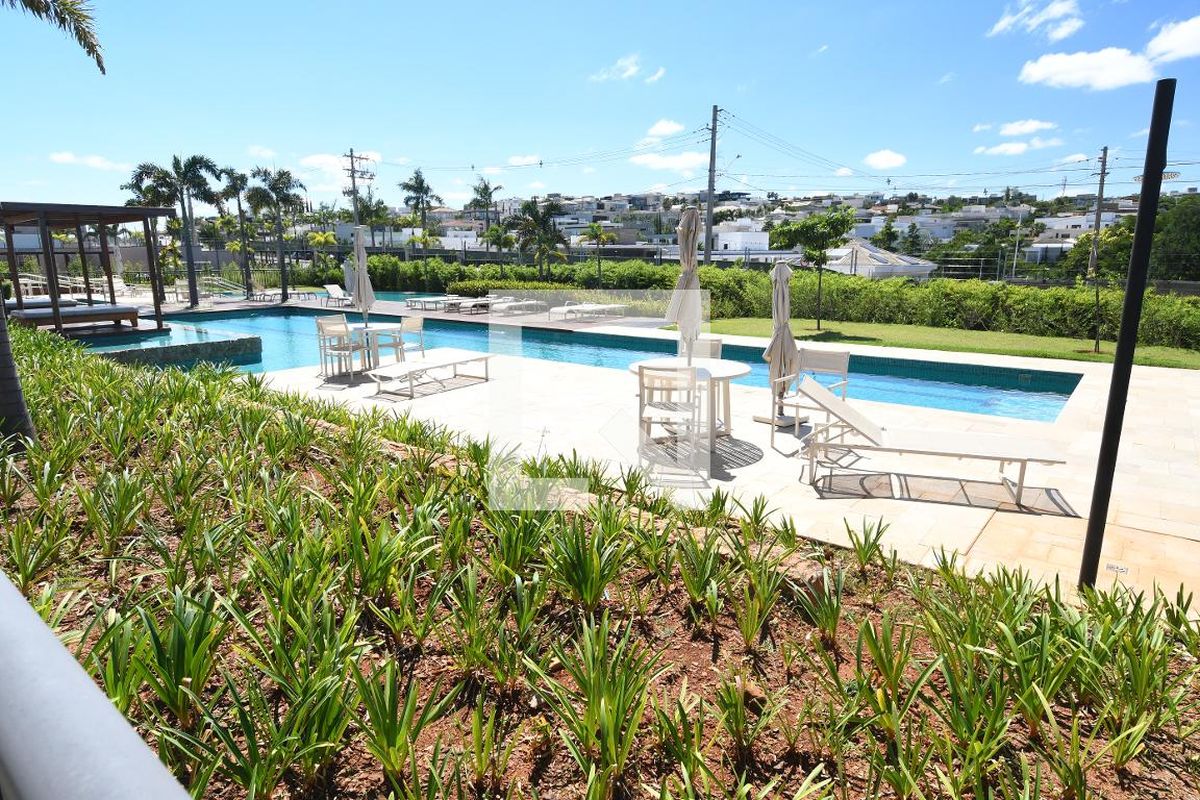 Casa à Venda - Lot. Alphaville Campinas, 3 Quartos,  423 m2 em , Campinas - sp | SoloBR