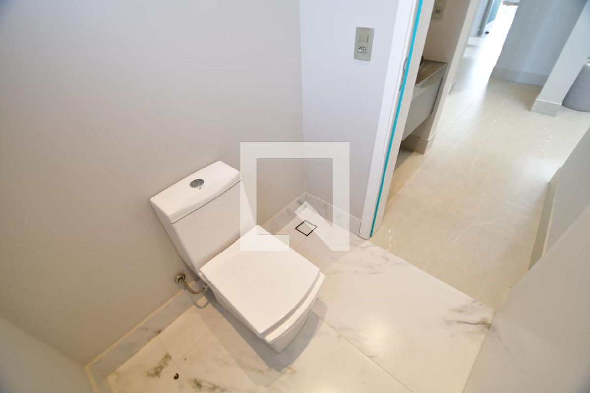 Casa à Venda - Lot. Alphaville Campinas, 3 Quartos,  423 m2 em , Campinas - sp | SoloBR
