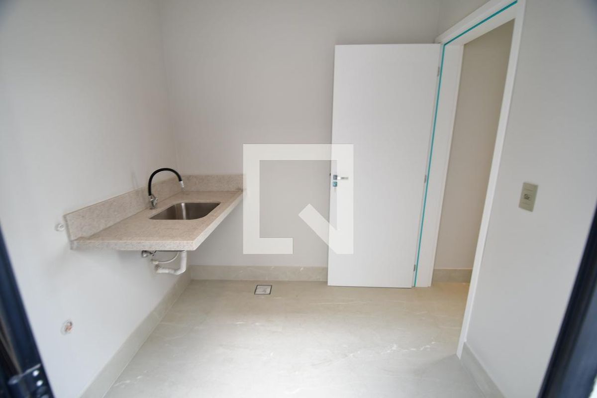 Casa à Venda - Lot. Alphaville Campinas, 3 Quartos,  423 m2 em , Campinas - sp | SoloBR