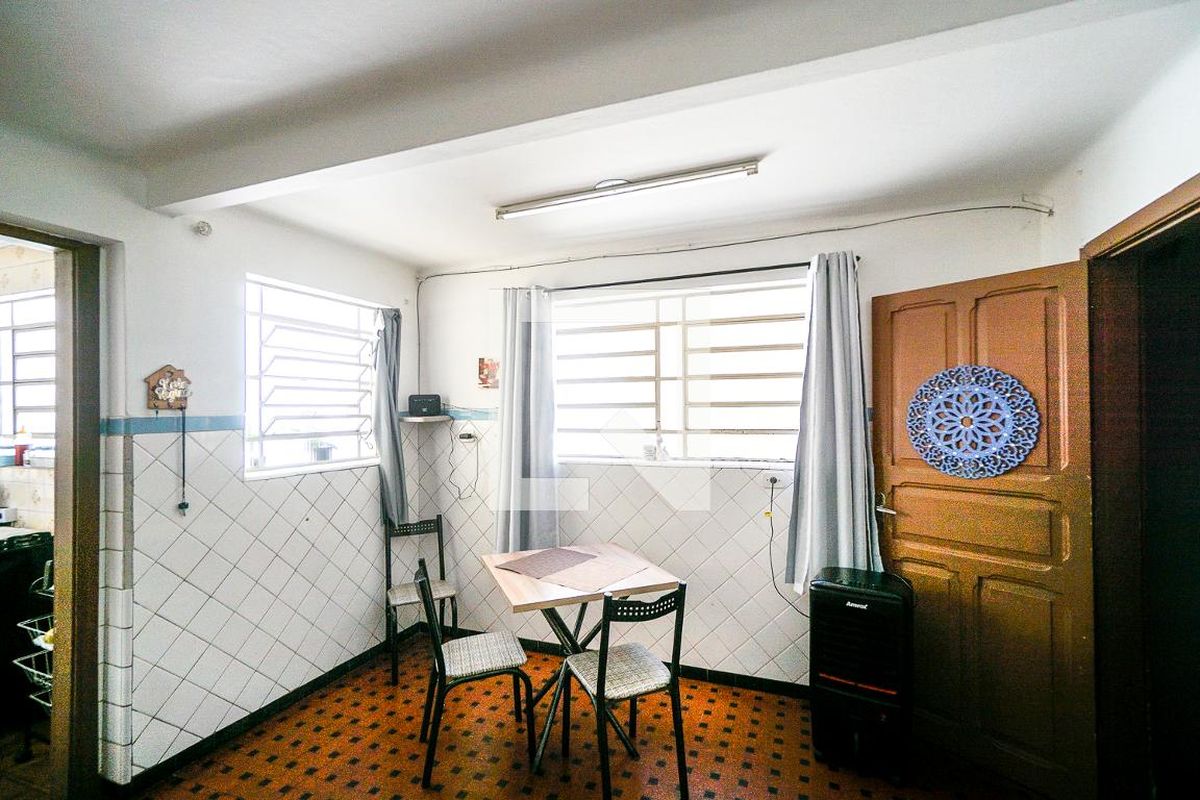 Casa, 3 quartos, 154 m² - Foto 2
