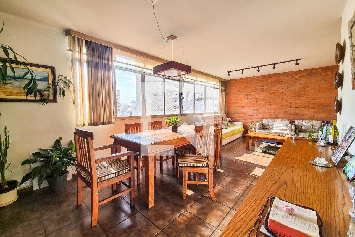 Apartamento, 3 quartos, 120 m² - Foto 1