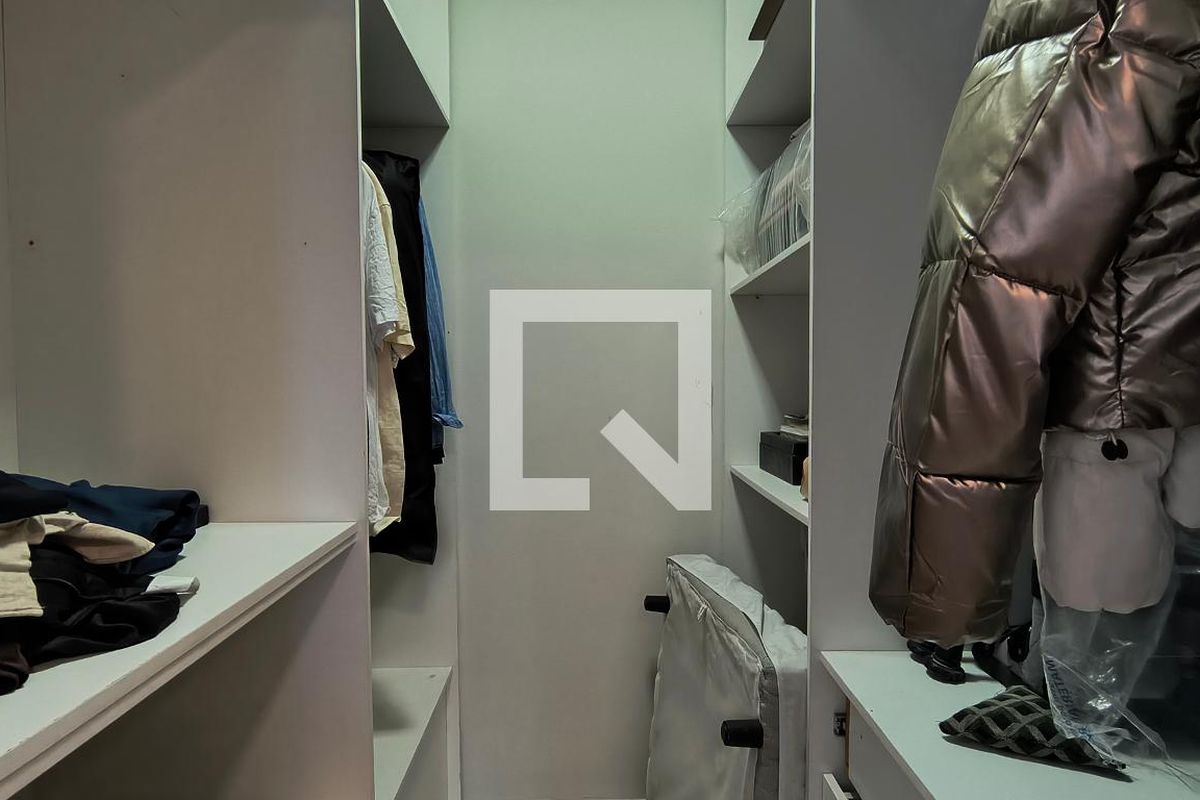 Casa, 4 quartos, 300 m² - Foto 31