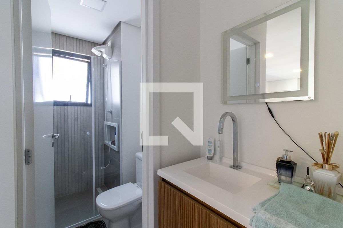 Apartamento à Venda - Bosque, 1 Quarto,  46 m2 em , Campinas - sp | SoloBR