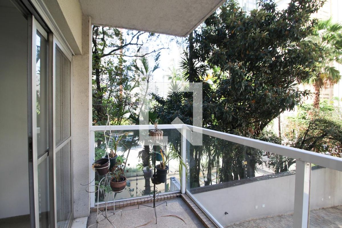 Apartamento, 3 quartos, 198 m² - Foto 5