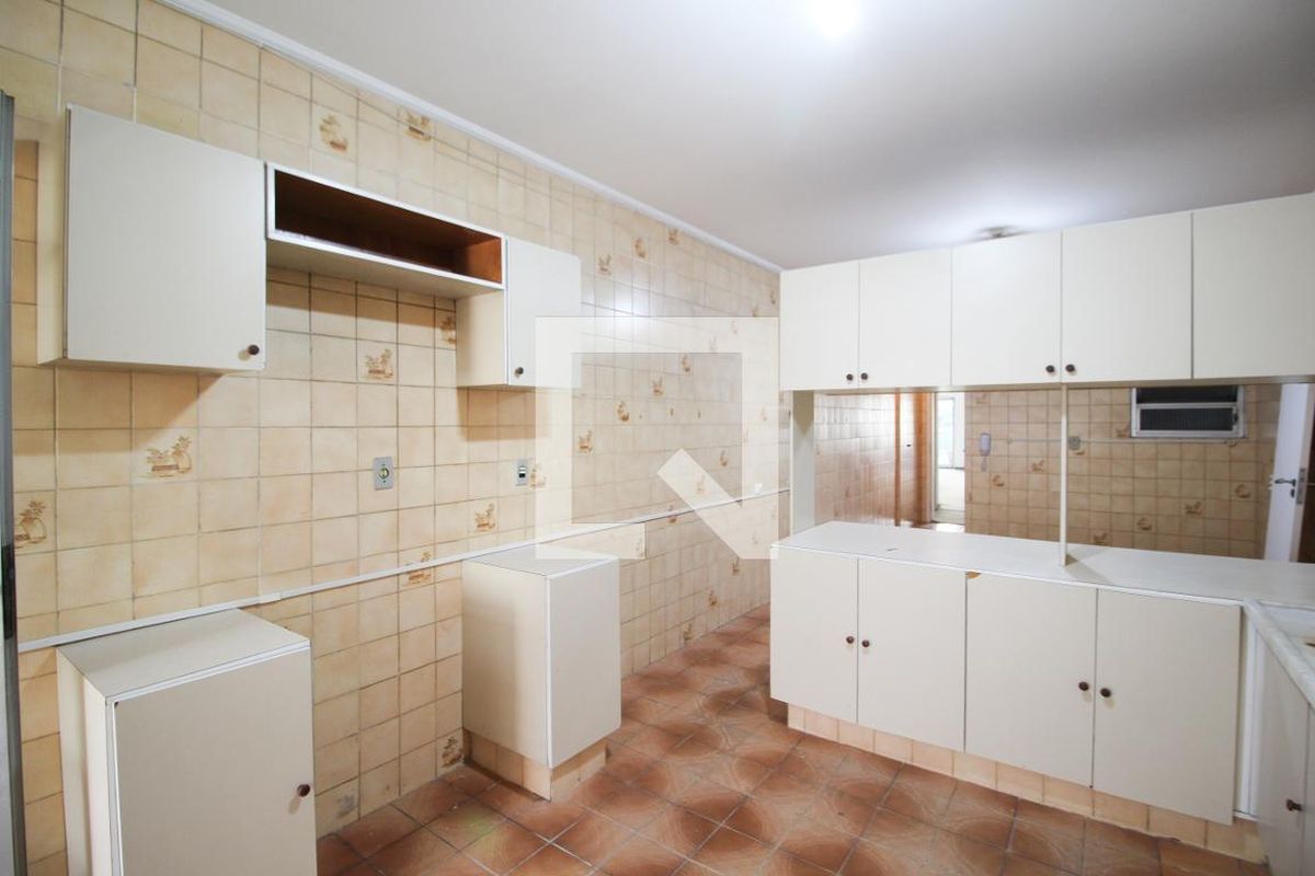 Apartamento, 3 quartos, 198 m² - Foto 42