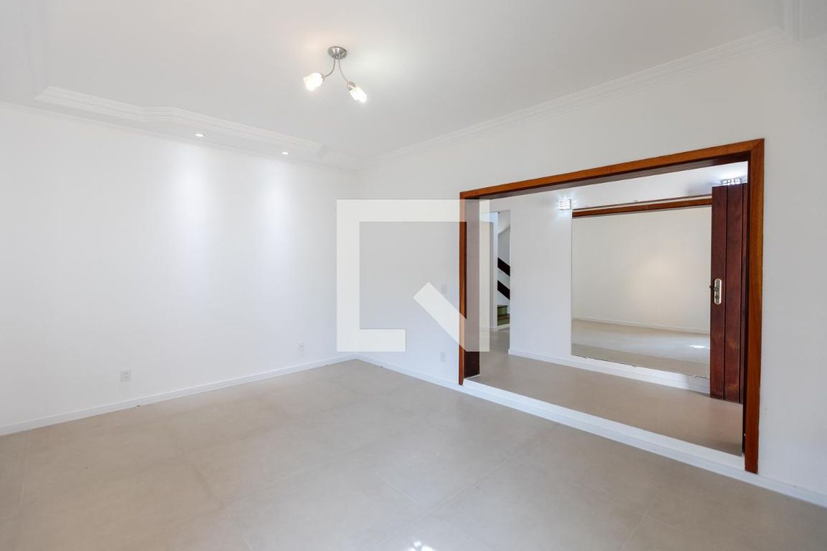 Casa à Venda - Jardim Chapadão, 4 Quartos,  330 m2 em , Campinas - sp | SoloBR