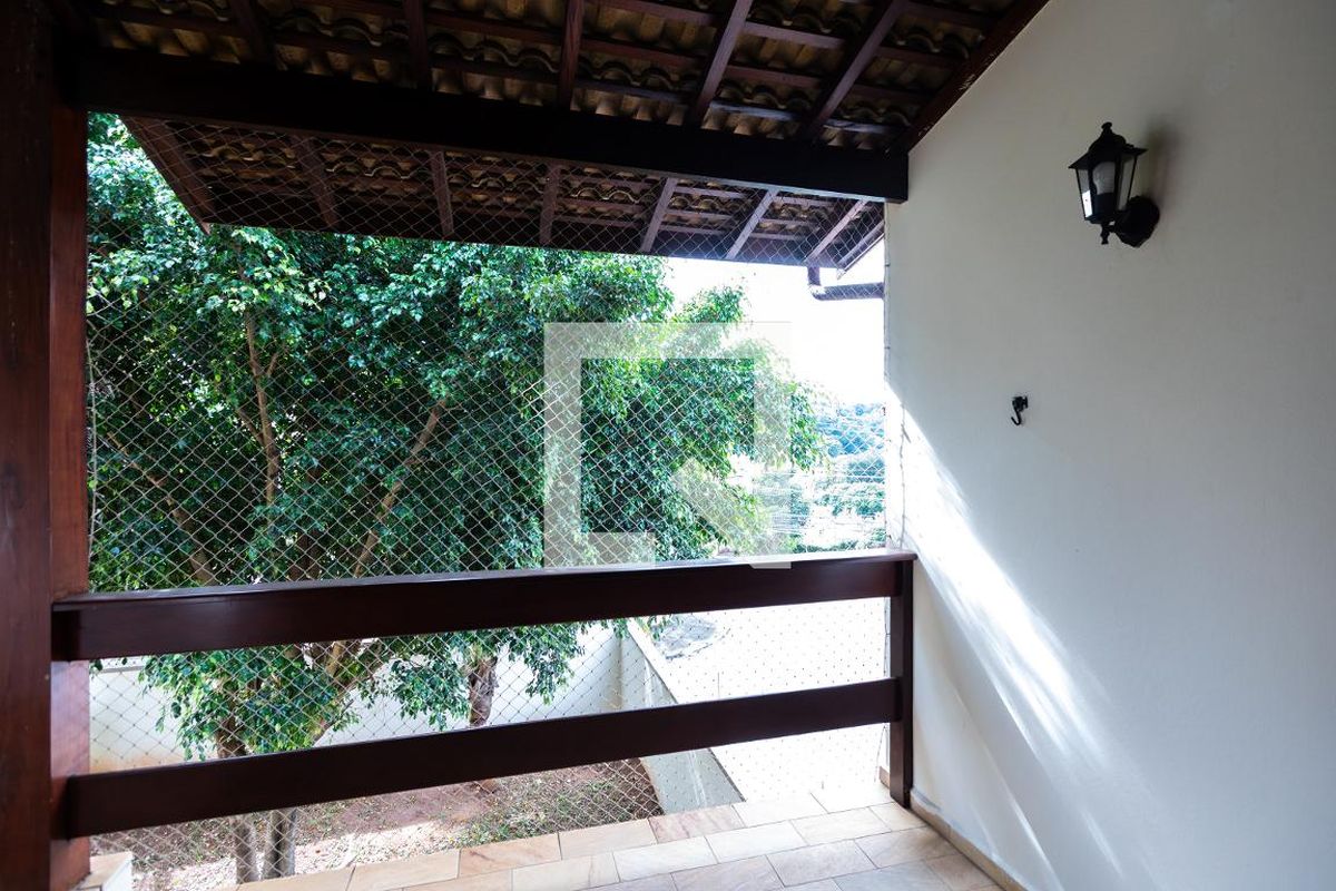 Casa à Venda - Jardim Chapadão, 4 Quartos,  330 m2 em , Campinas - sp | SoloBR